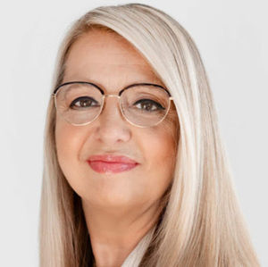 Meet your Posher, Sandra